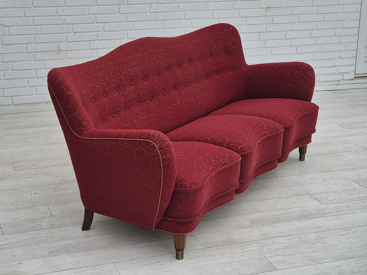 Danish three-seater red fabric and beech sofa, 1960s 7
