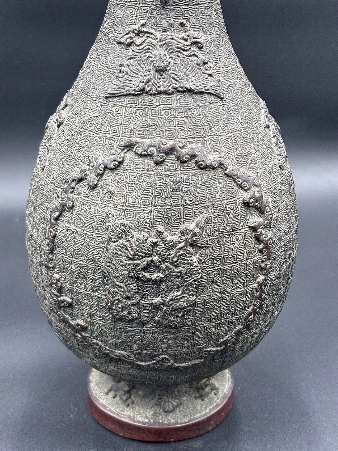 Vaso cinese dinastia Ming in bronzo sbalzato, '400 3
