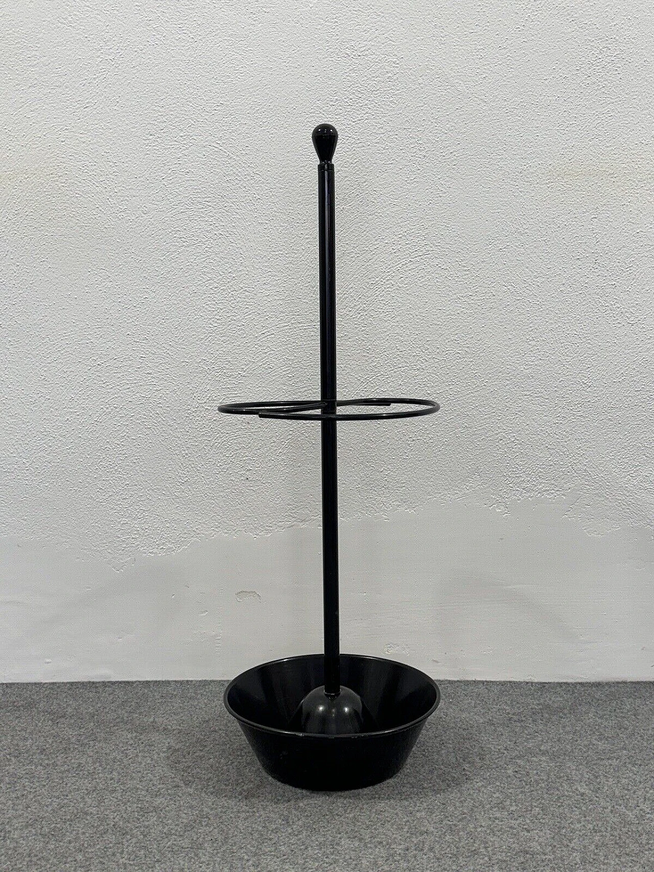 Servopluvio umbrella stand by the Castiglioni bros. for Zanotta, 1960s 2