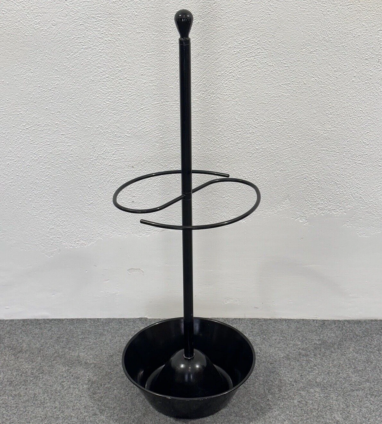 Servopluvio umbrella stand by the Castiglioni bros. for Zanotta, 1960s 6