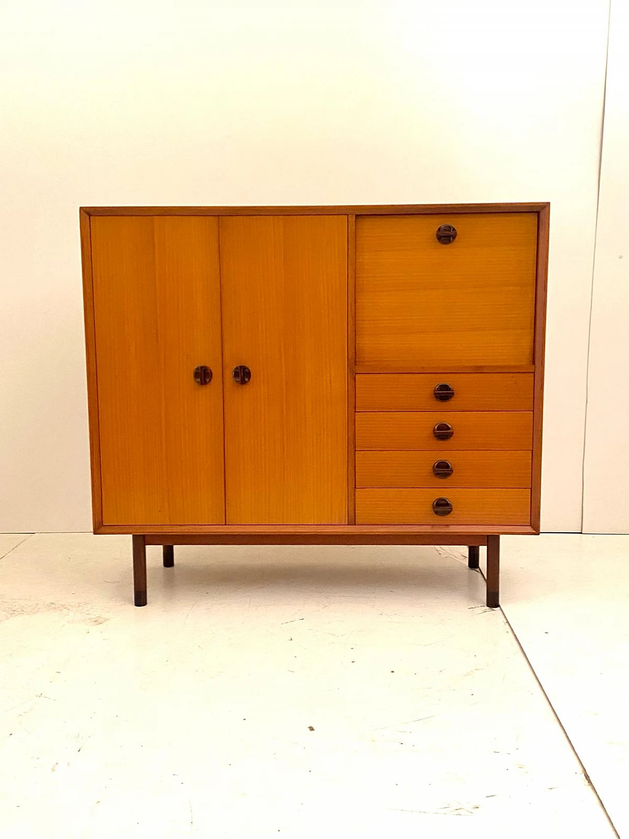 Credenza in faggio di George Coslin per FARAM, anni '60 2