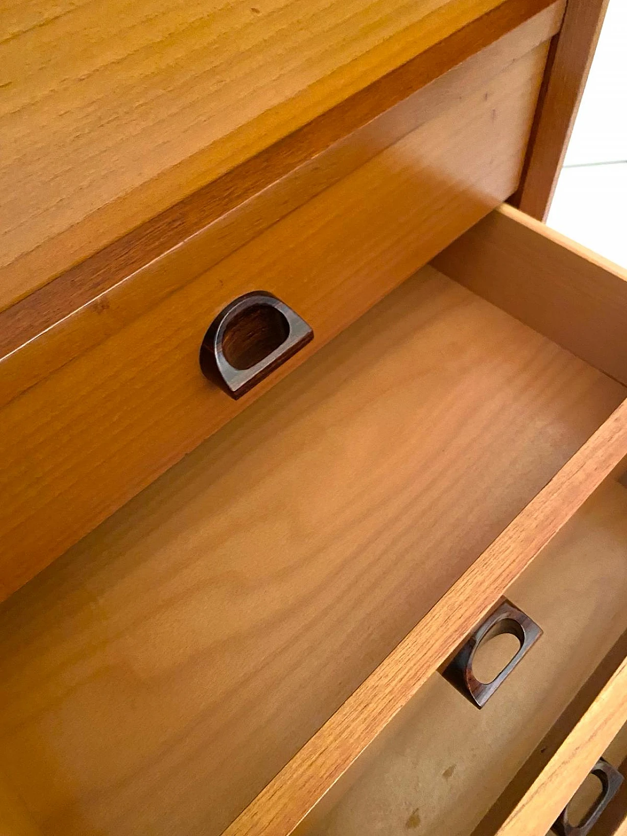 Credenza in faggio di George Coslin per FARAM, anni '60 9