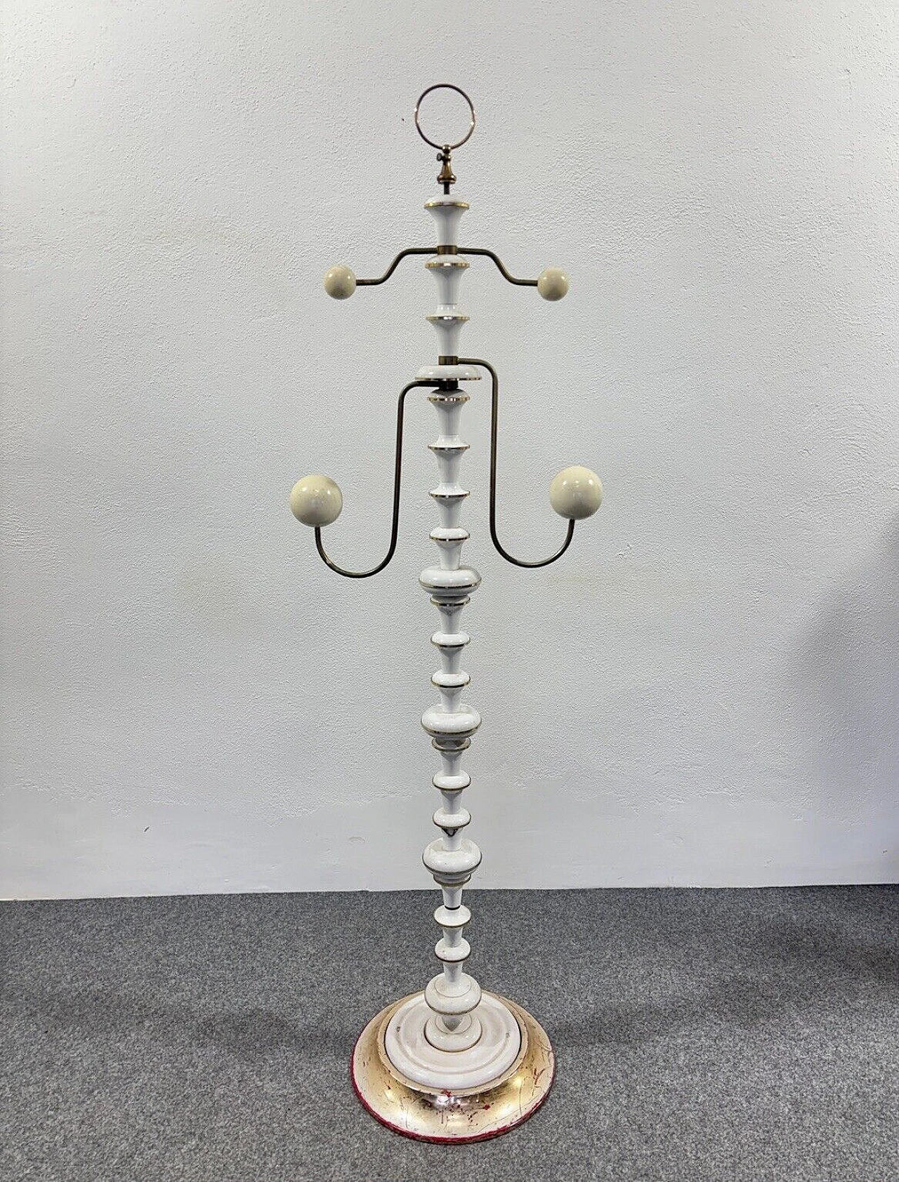 White wood and metal floor coat rack, 1950s 1