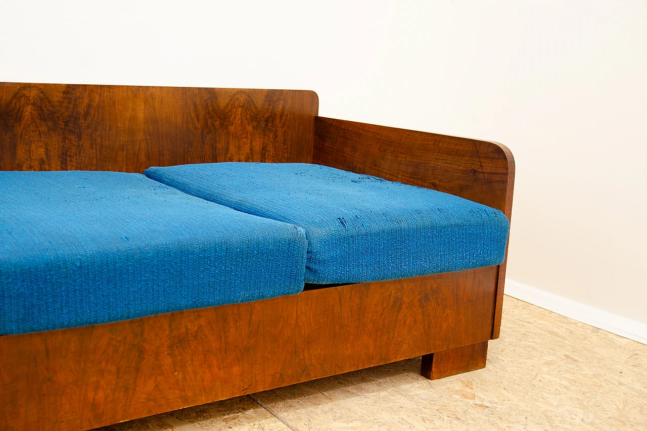 Czechoslovakian Art Deco walnut storage sofa, 1930s 11