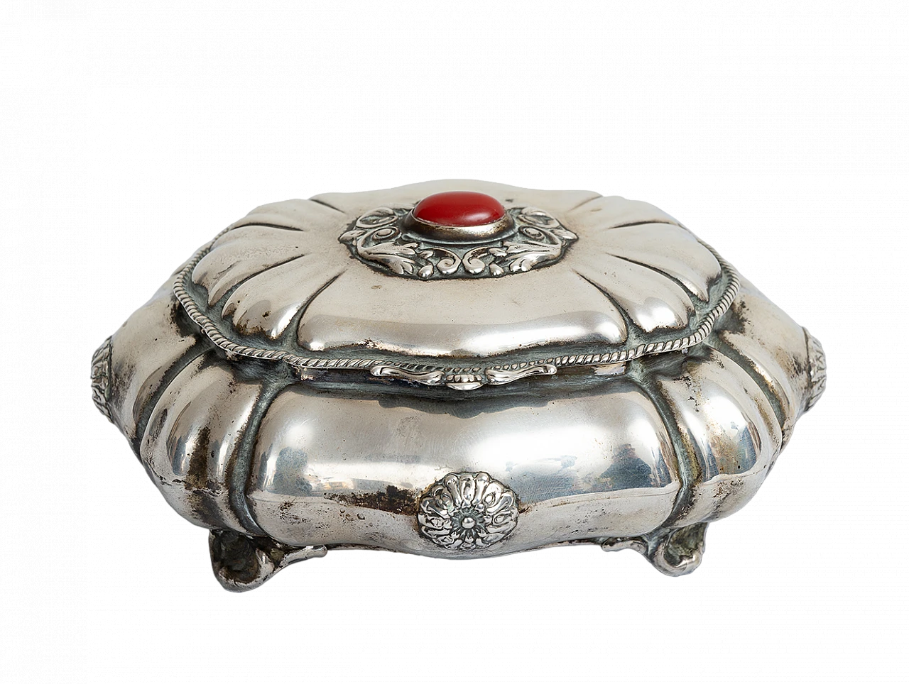 Scatola portagioie in argento con pietra color rubino 4