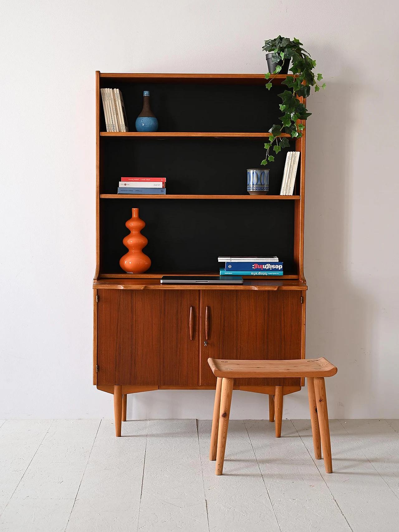 Scandinavian teak bookcase with extractable shelf, 1960s 3
