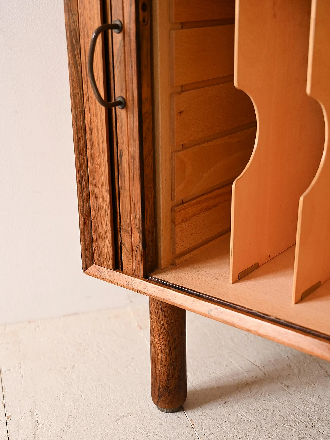 Credenza scandinava in palissandro con portadocumenti/vinili, anni '60 9