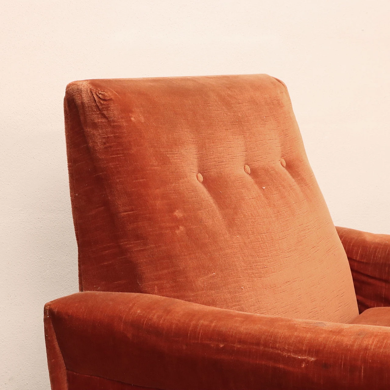 Pair of armchairs in wood and orange velvet, 1960s 3