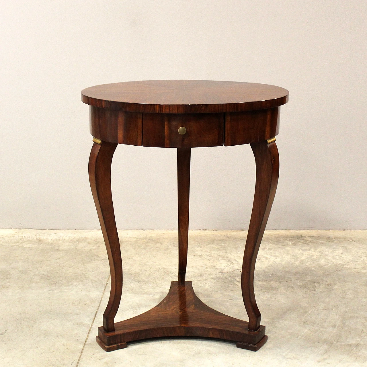 Charles X round walnut coffee table with drawer, 19th century 1