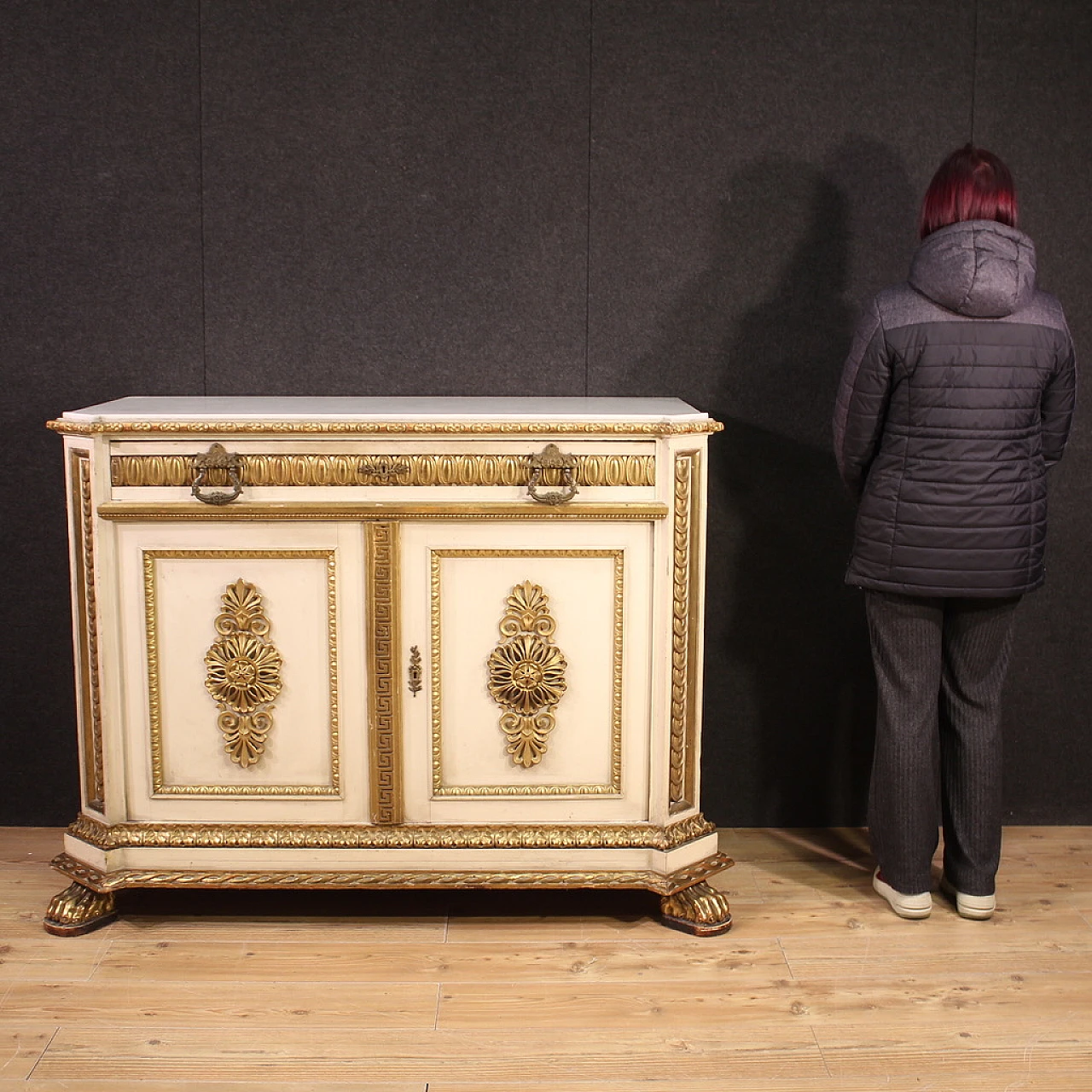 Umbertina lacquered and gilded wood chest of drawers, 19th century 2