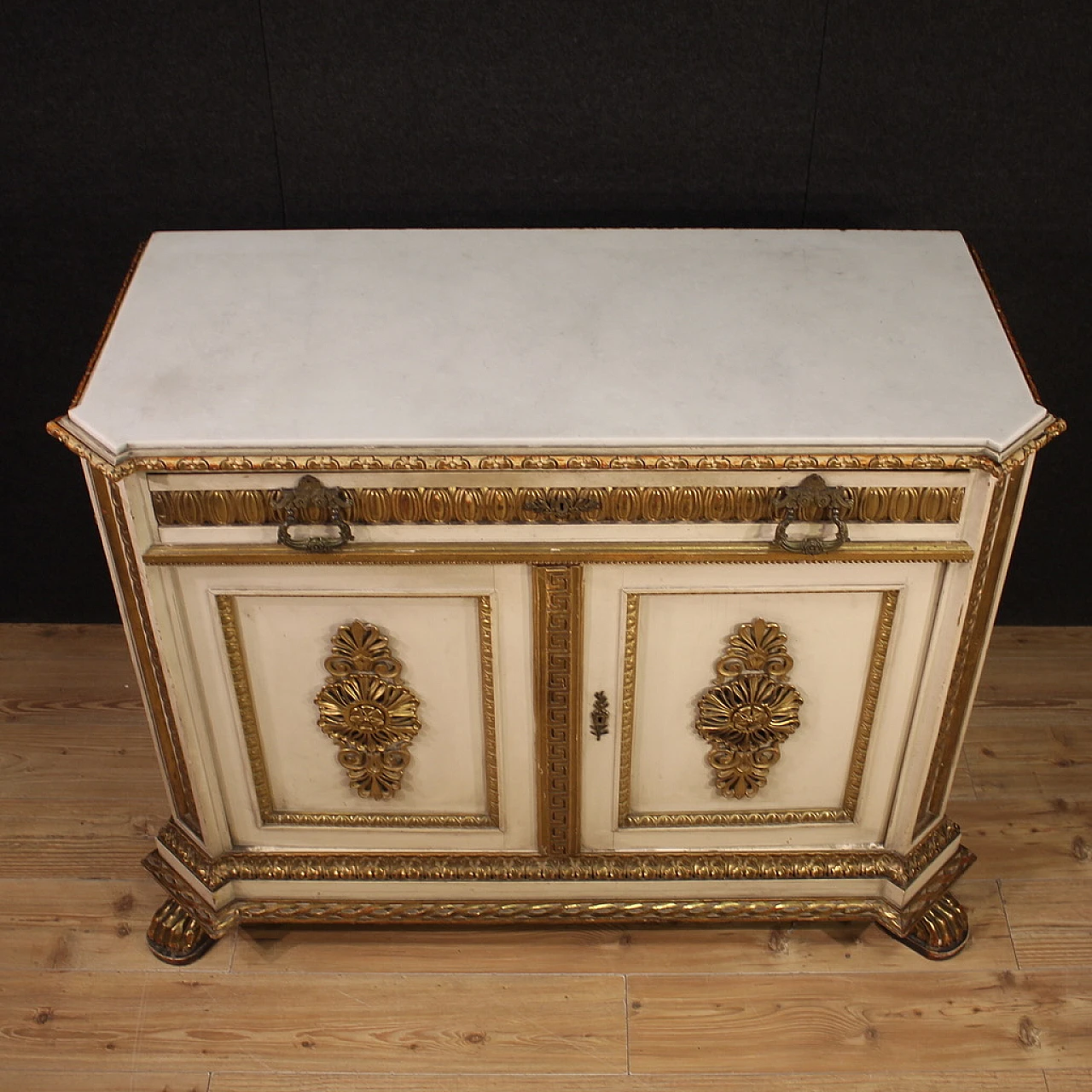 Umbertina lacquered and gilded wood chest of drawers, 19th century 4