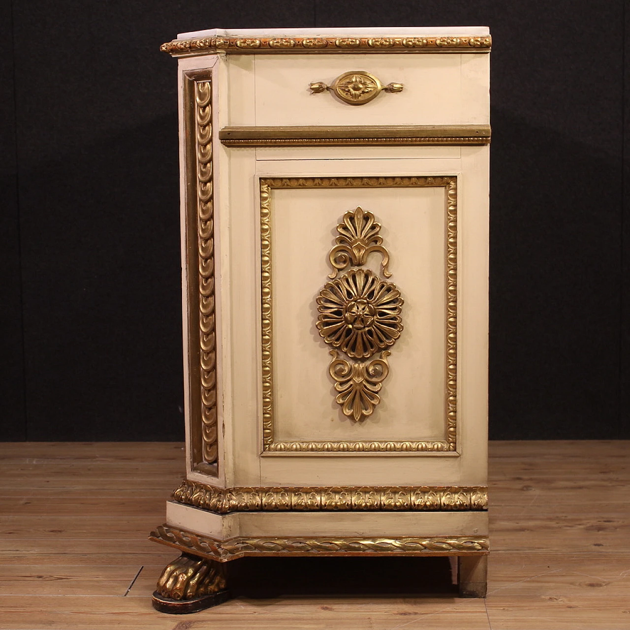 Umbertina lacquered and gilded wood chest of drawers, 19th century 8