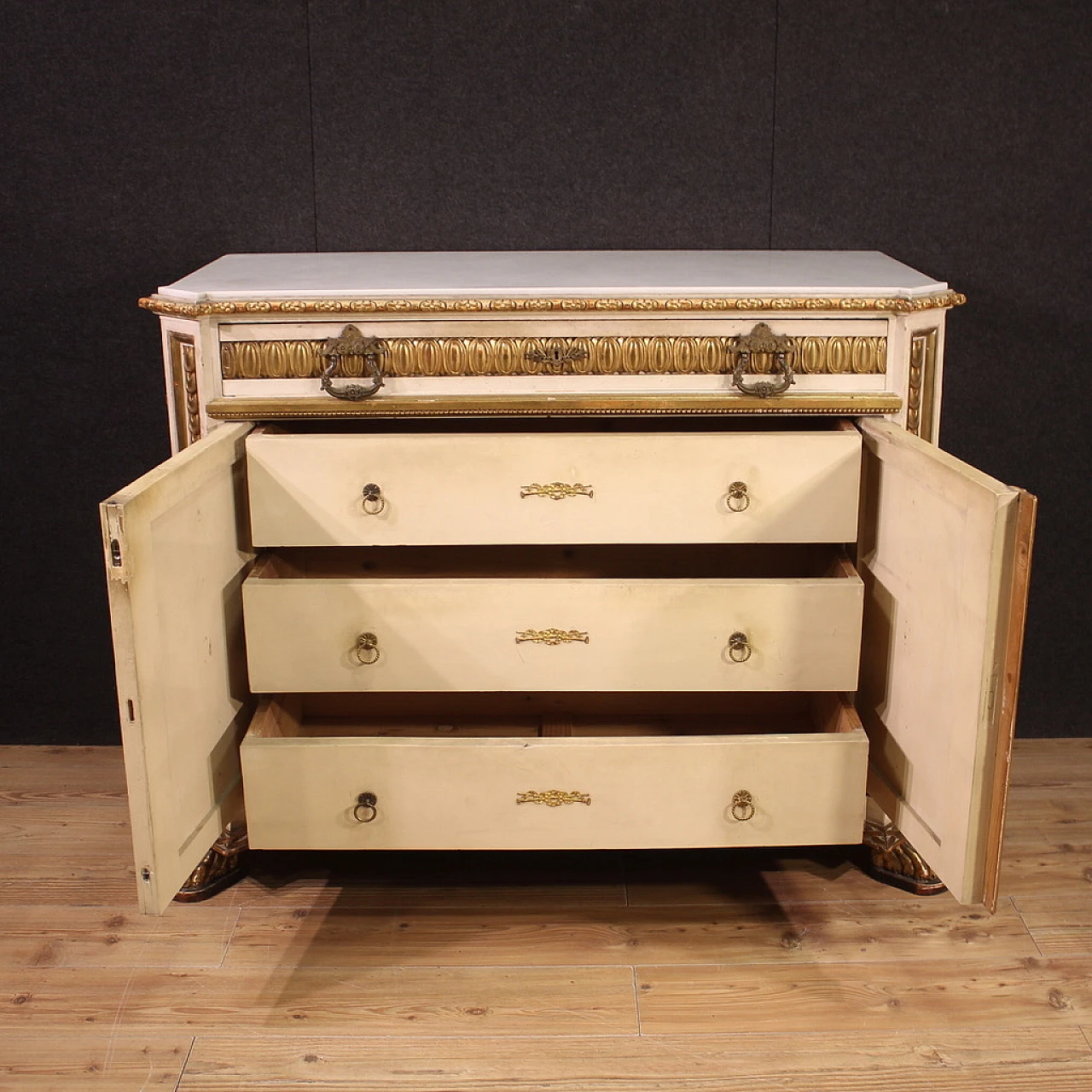 Umbertina lacquered and gilded wood chest of drawers, 19th century 11