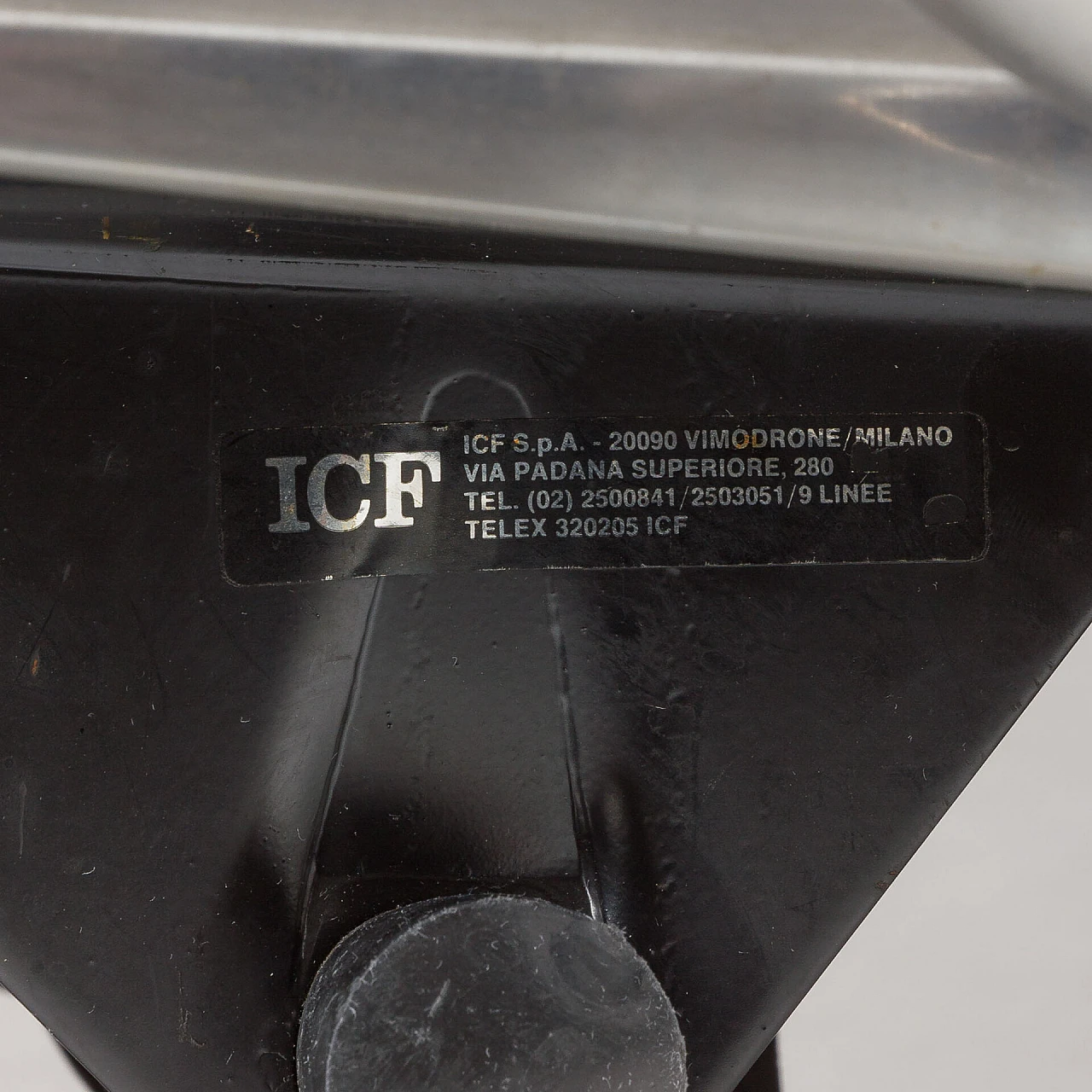 Poltrona da ufficio di Charles Eames per ICF, anni '70 13