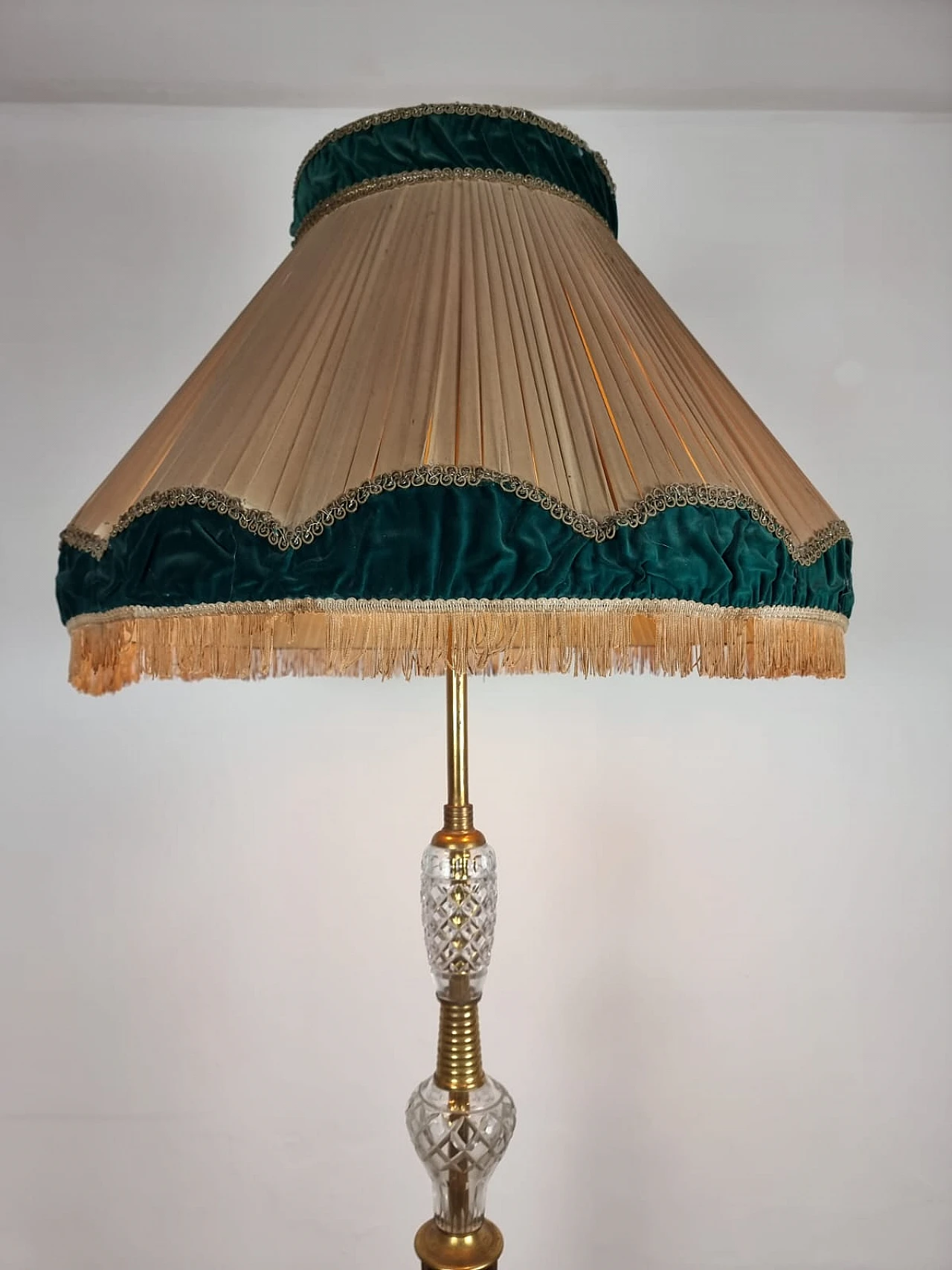 Floor lamp in brass, glass & fabric, 1940s 4