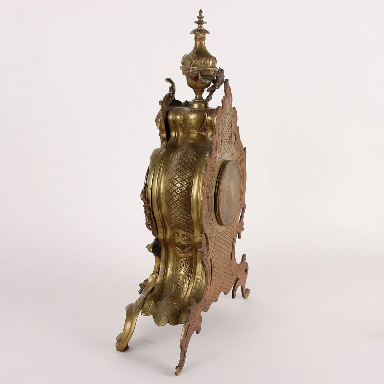 Gilt bronze stand clock with leaf motifs, 19th century 7