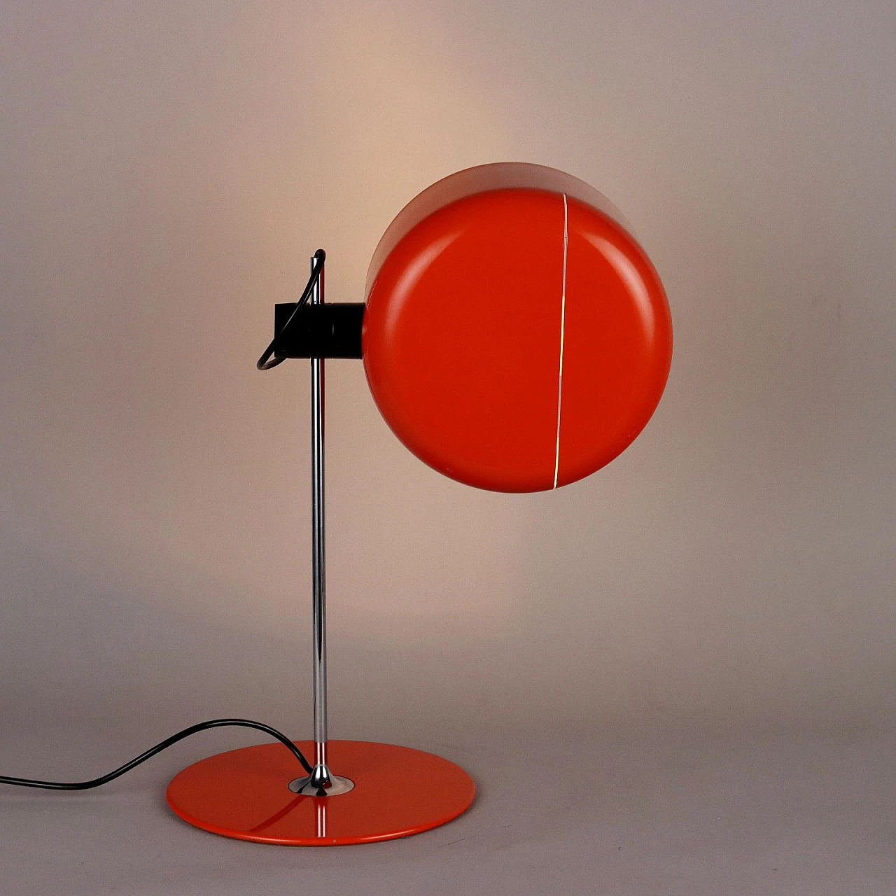 Red table lamp Coupé by Joe Colombo for Oluce, 1960s 4