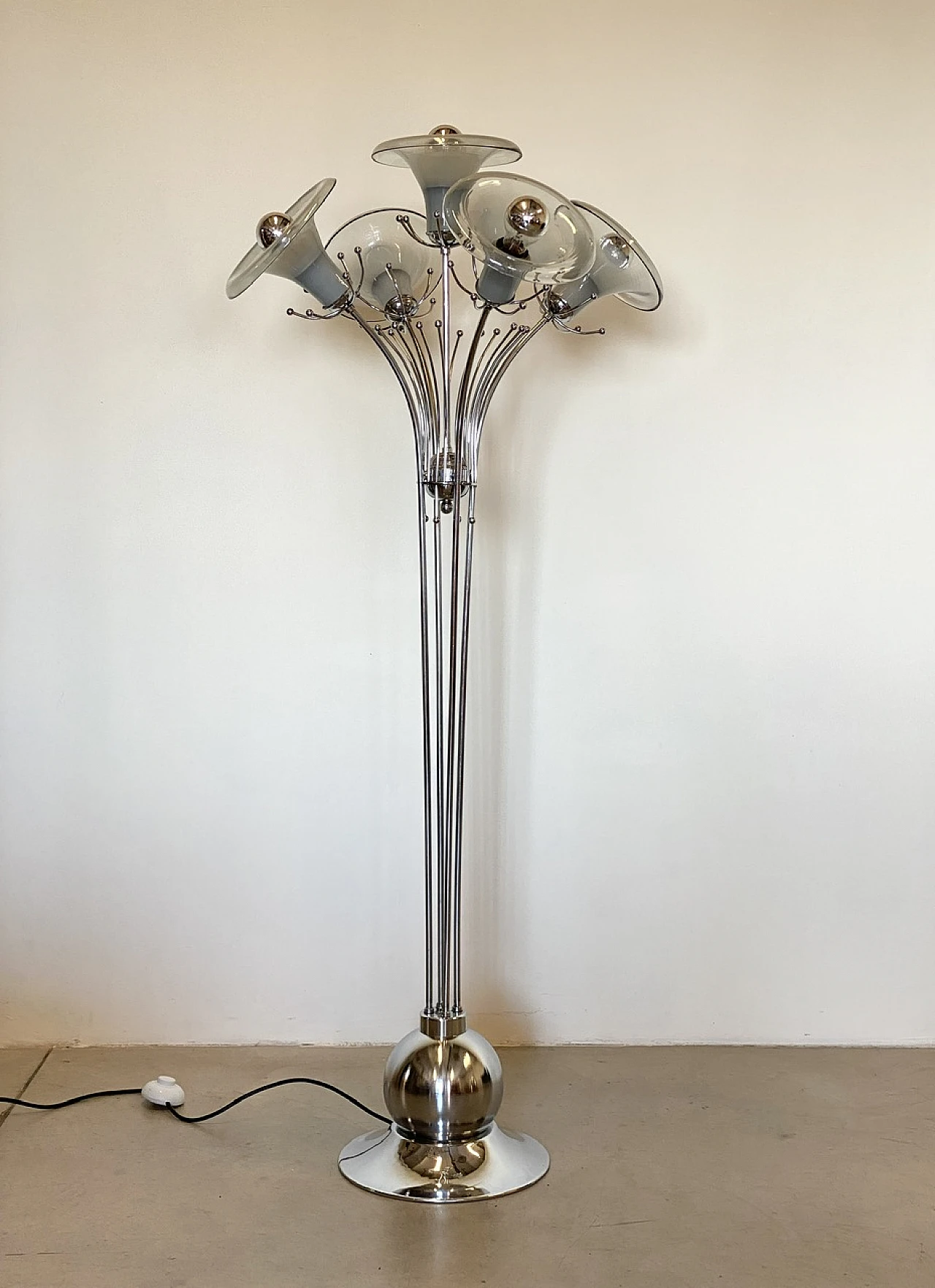 Floor lamp in steel and glass in the style of Carlo Nason, 1970s 6