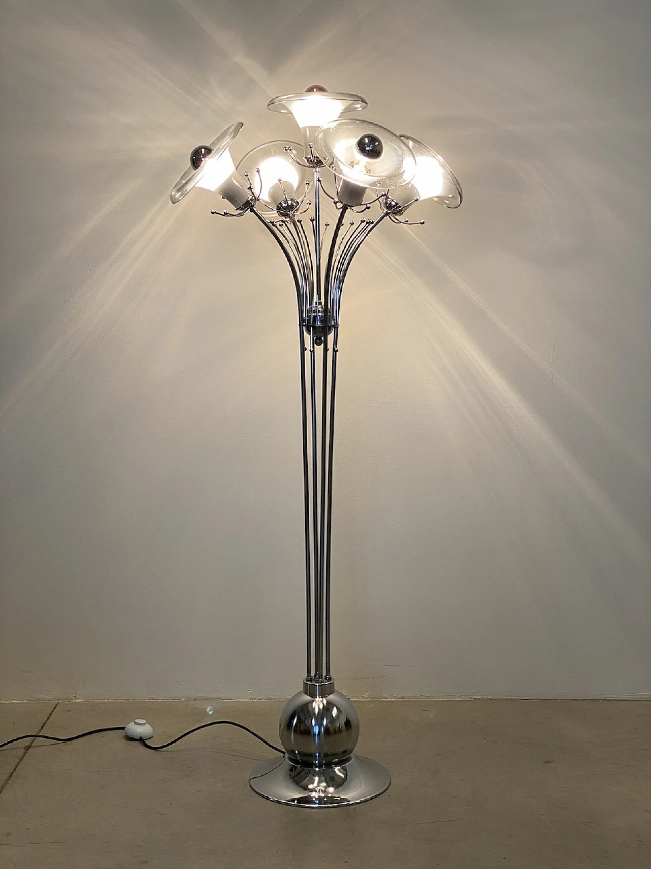 Floor lamp in steel and glass in the style of Carlo Nason, 1970s 13