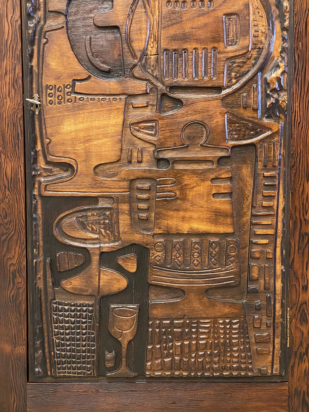 Pine wood bar cabinet carved in bas-relief by V. Cerrato, 1960s 3