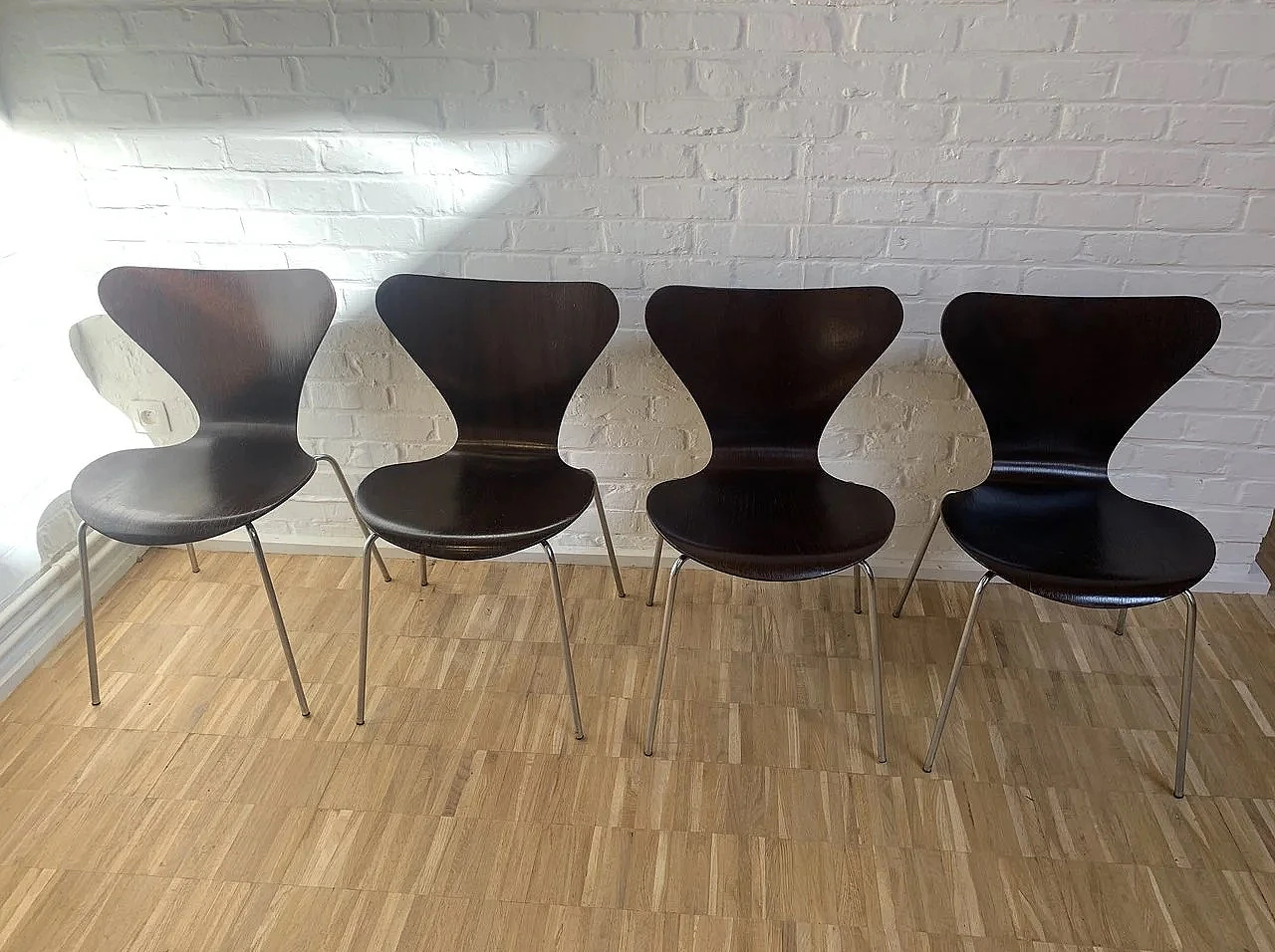 4 Brown Butterfly 3107 chairs by Arne Jacobsen for Fritz Hansen, 1973 1