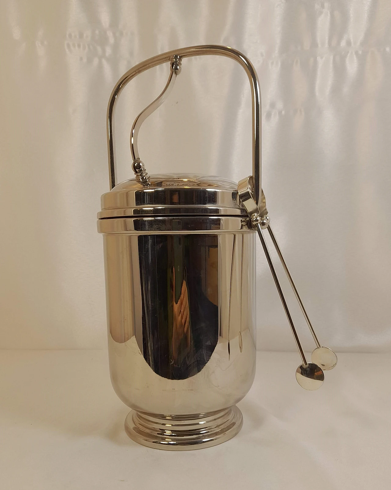 Silverplate ice bucket by Aldo Tura for Macabo, 1960s 1
