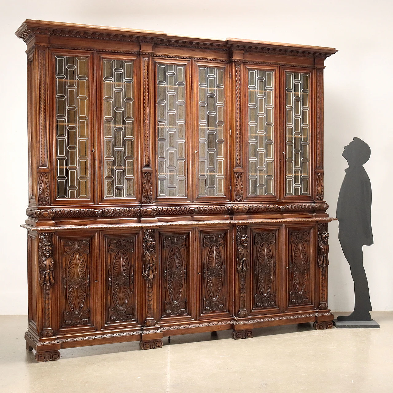 Carved walnut bookcase with leaded glass doors, 19th century 2