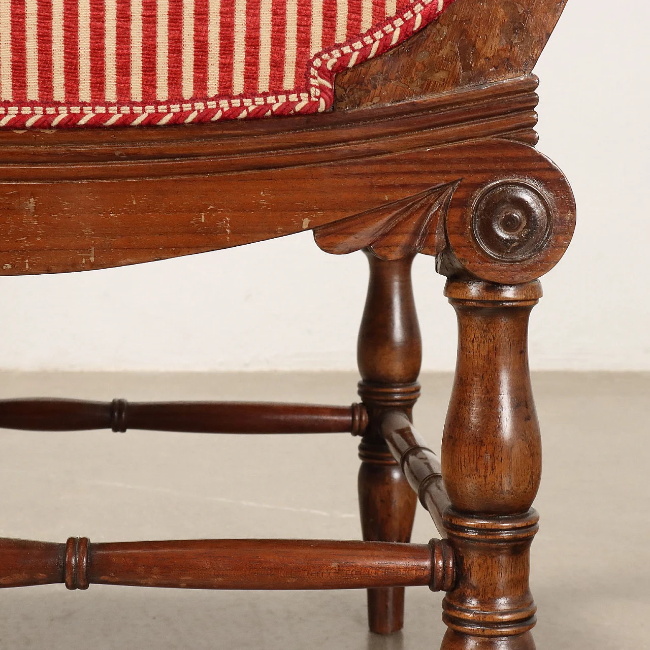 Pair of walnut benches with wavy arms & padded seat, 19th century 3