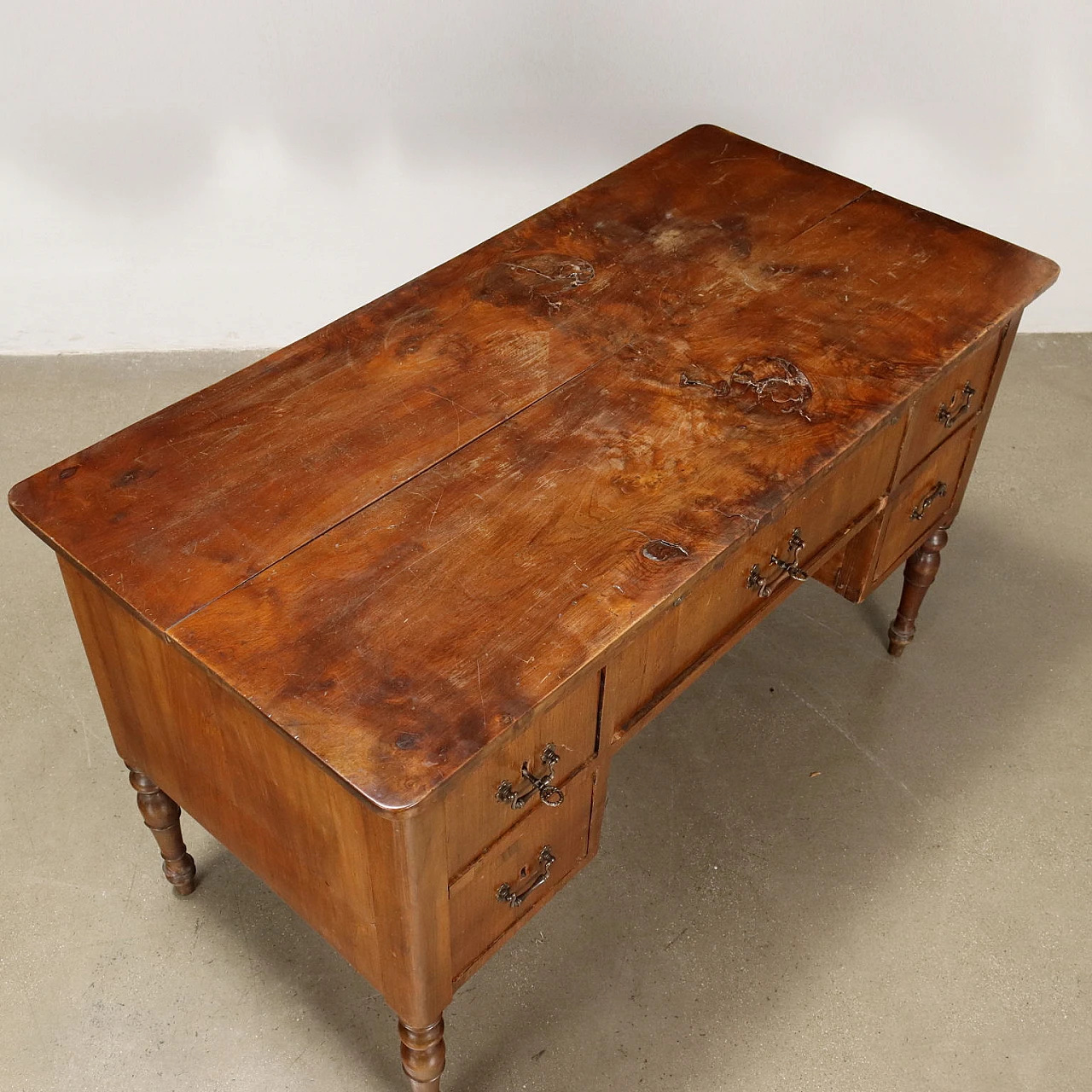 Desk in walnut with 5 drawers and fir interior, 19th century 3