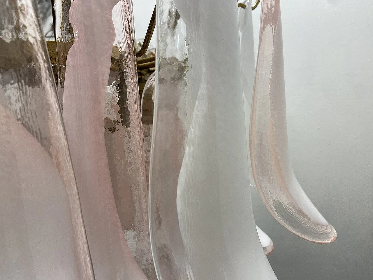 Pink and white Murano glass chandelier, 1970s 9