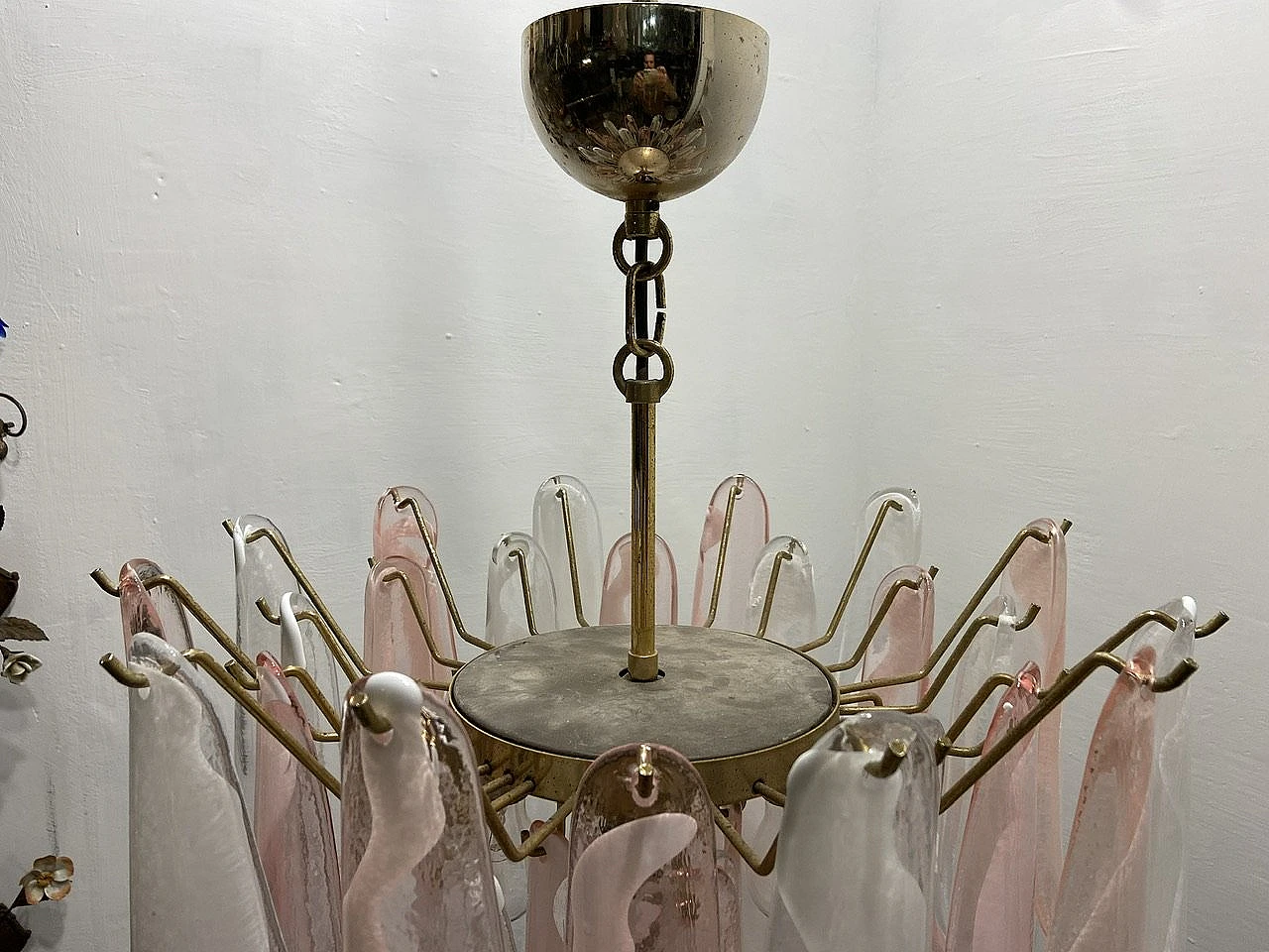 Pink and white Murano glass chandelier, 1970s 10