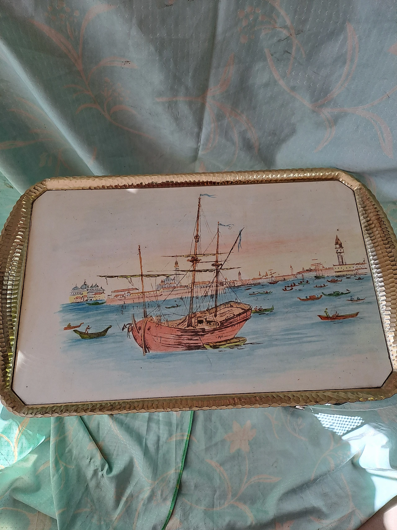 Black metal, gilded aluminum and bakelite bar cart, 1950s 2