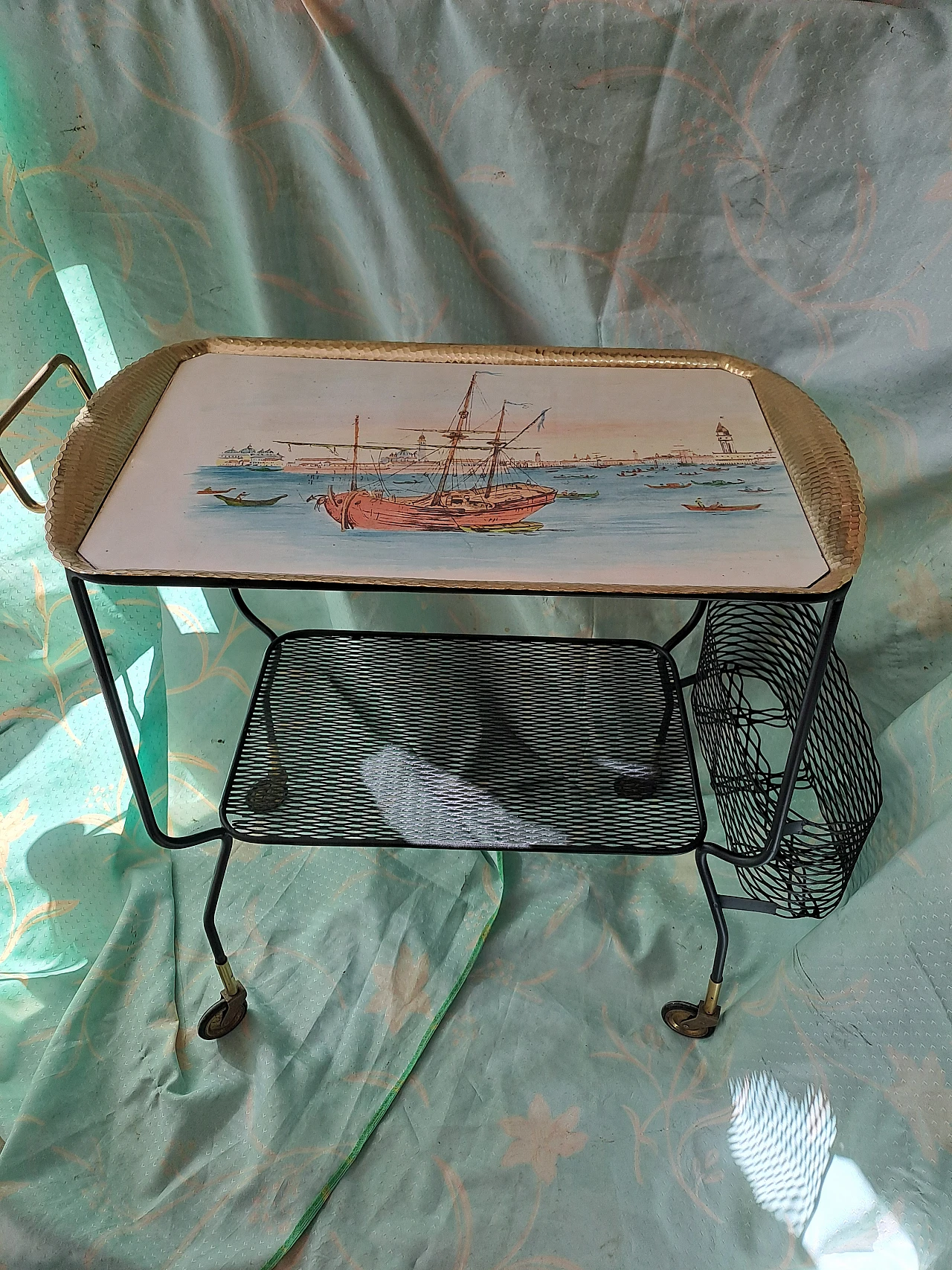 Black metal, gilded aluminum and bakelite bar cart, 1950s 5