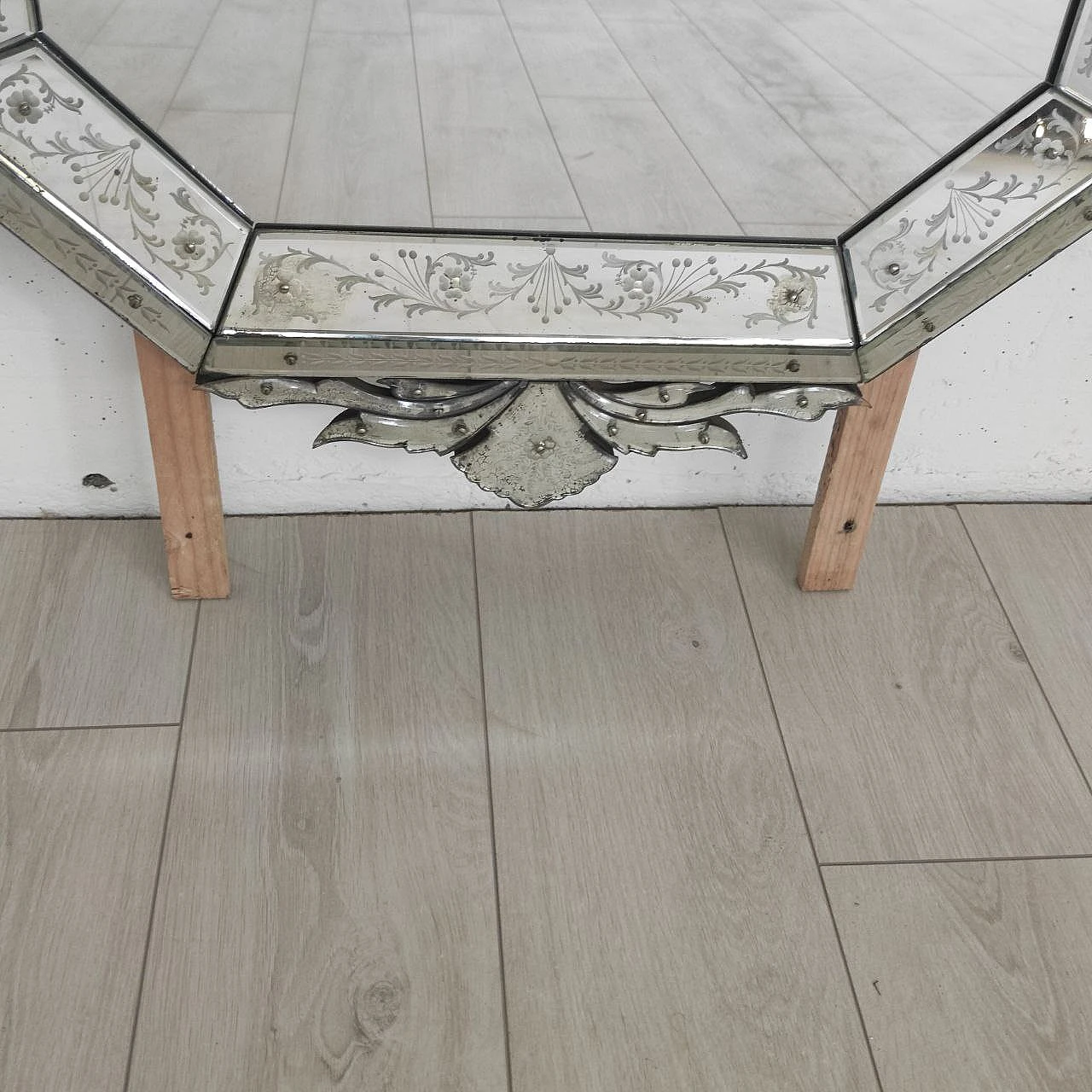 Octagonal mirror with decorated mirrored glass frame, 1950s 7