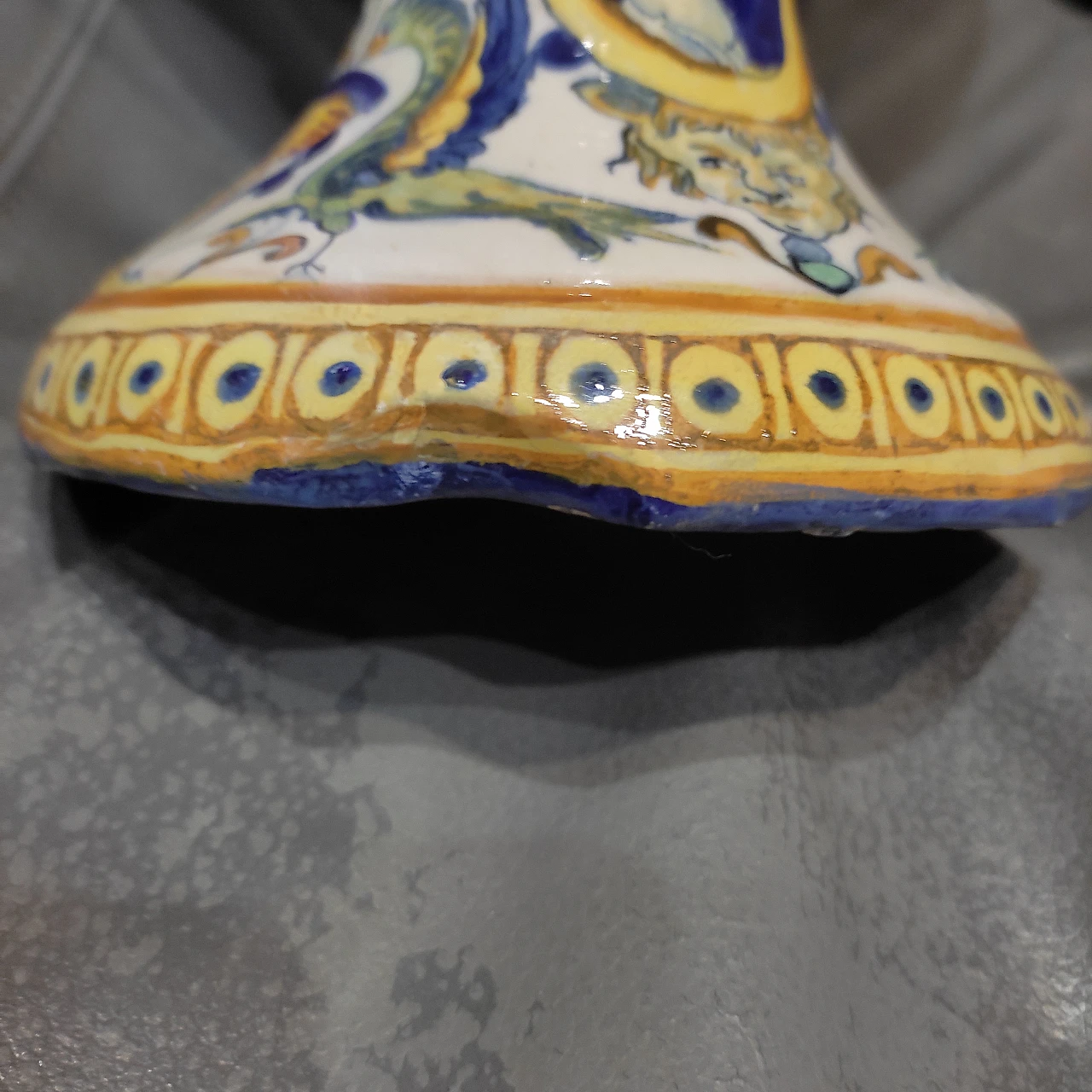 Vaso in ceramica A Grottesche con motivi fogliacei, '800 7