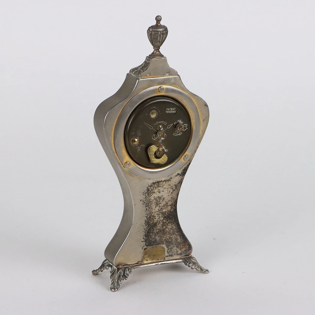 Sveglia Swiza in argento cesellato, anni '50 8