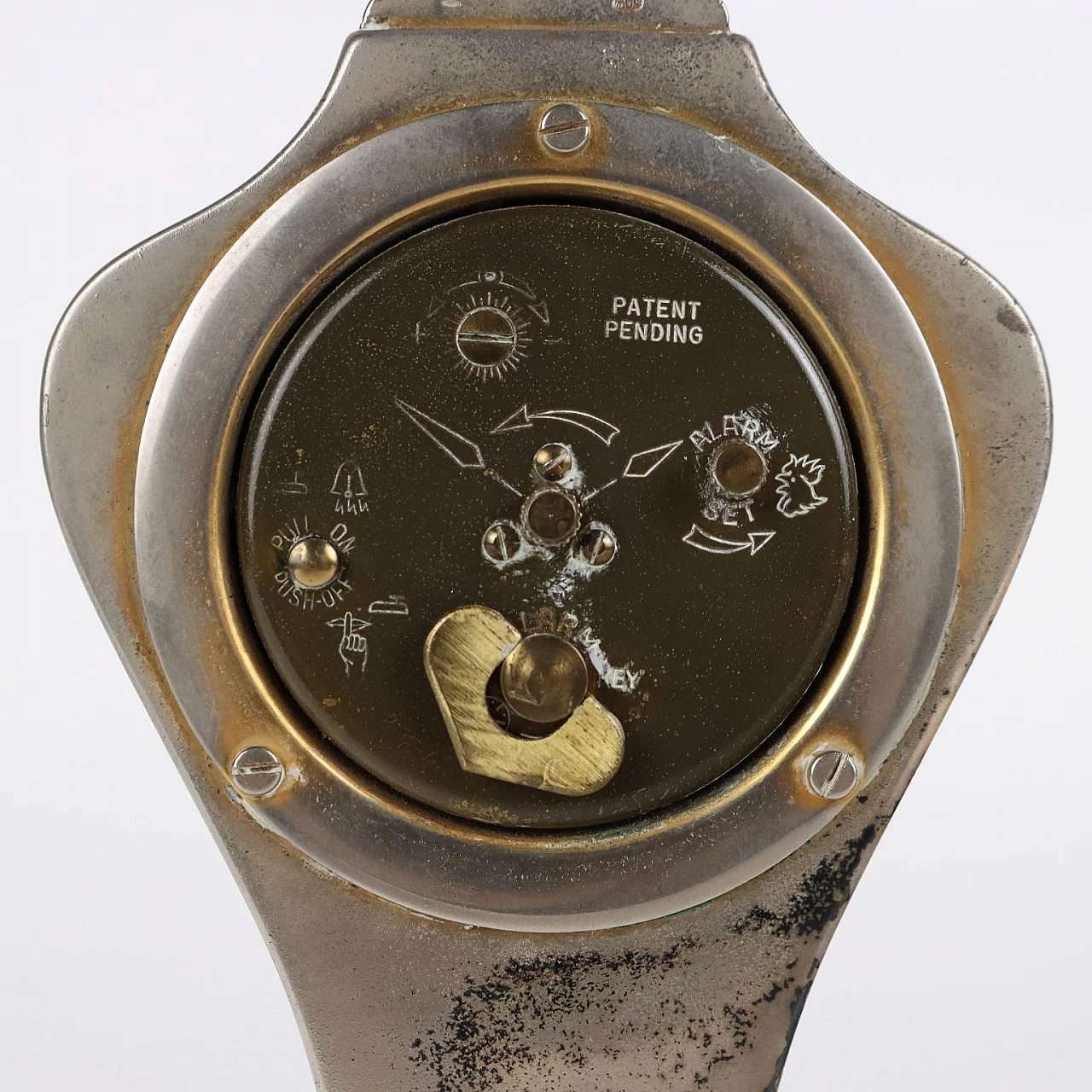 Sveglia Swiza in argento cesellato, anni '50 9