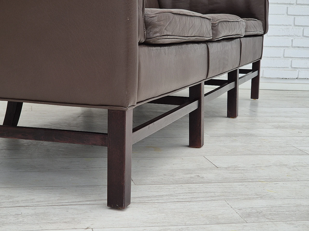 Brown leather sofa by G. Thams for Grant Møbelfabrik, 1970s 4