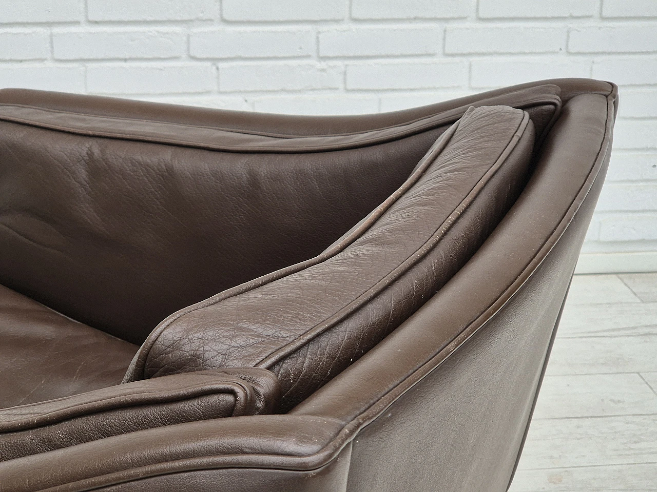 Poltrona marrone in pelle di G. Thams per Grant Møbelfabrik, anni '70 9
