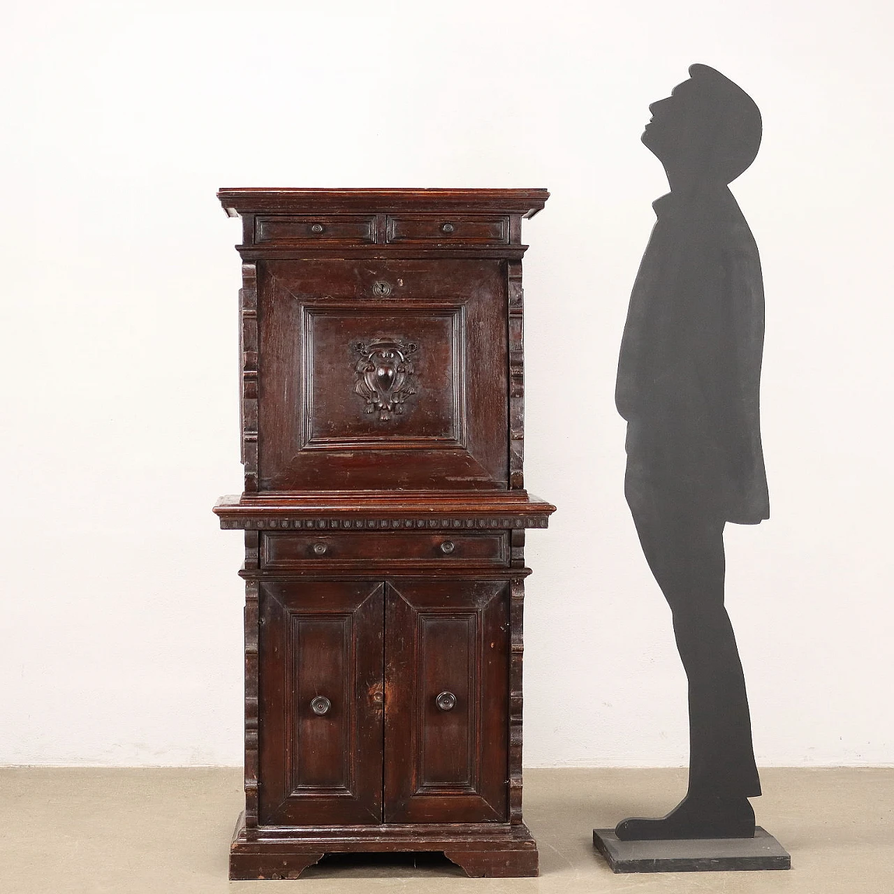 Walnut cupboard with flap door and drawer, 19th century 3