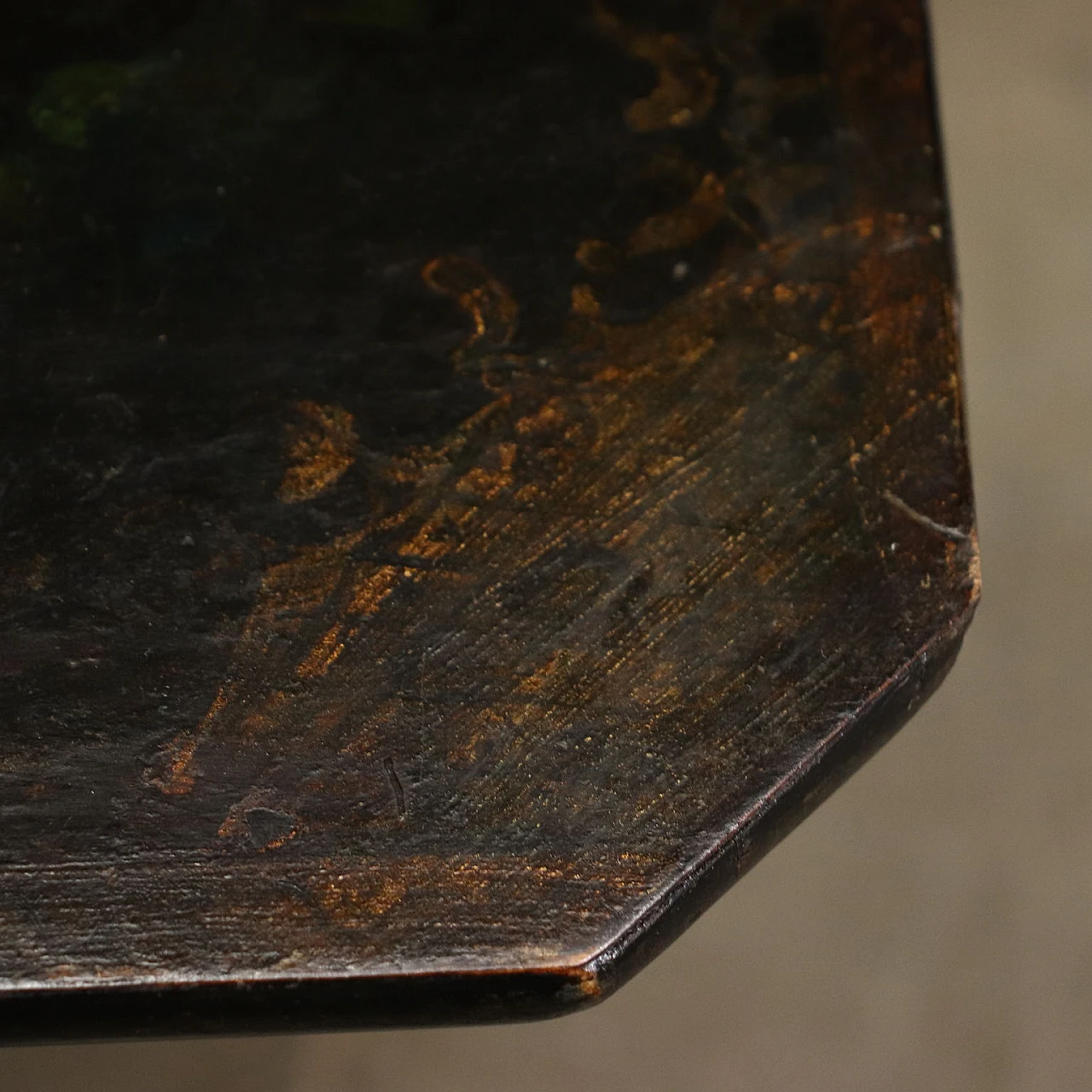 Umbertino coffee table with floral and phytomorphic decorations, 19th century 9