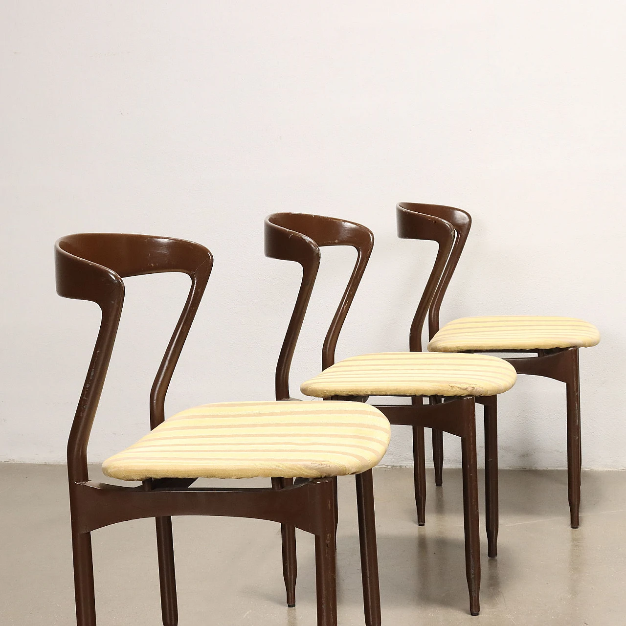 6 Sedie in legno smaltato con seduta in espanso e tessuto, anni '60 3