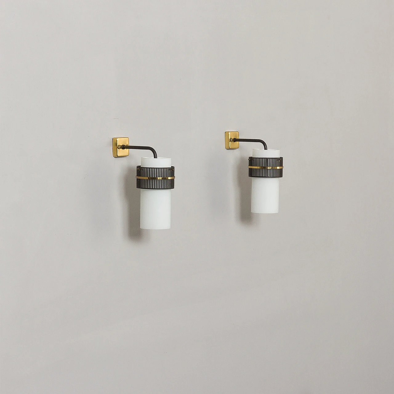 Pair of metal and glass wall lights attributed to Stilnovo, 1960s 10