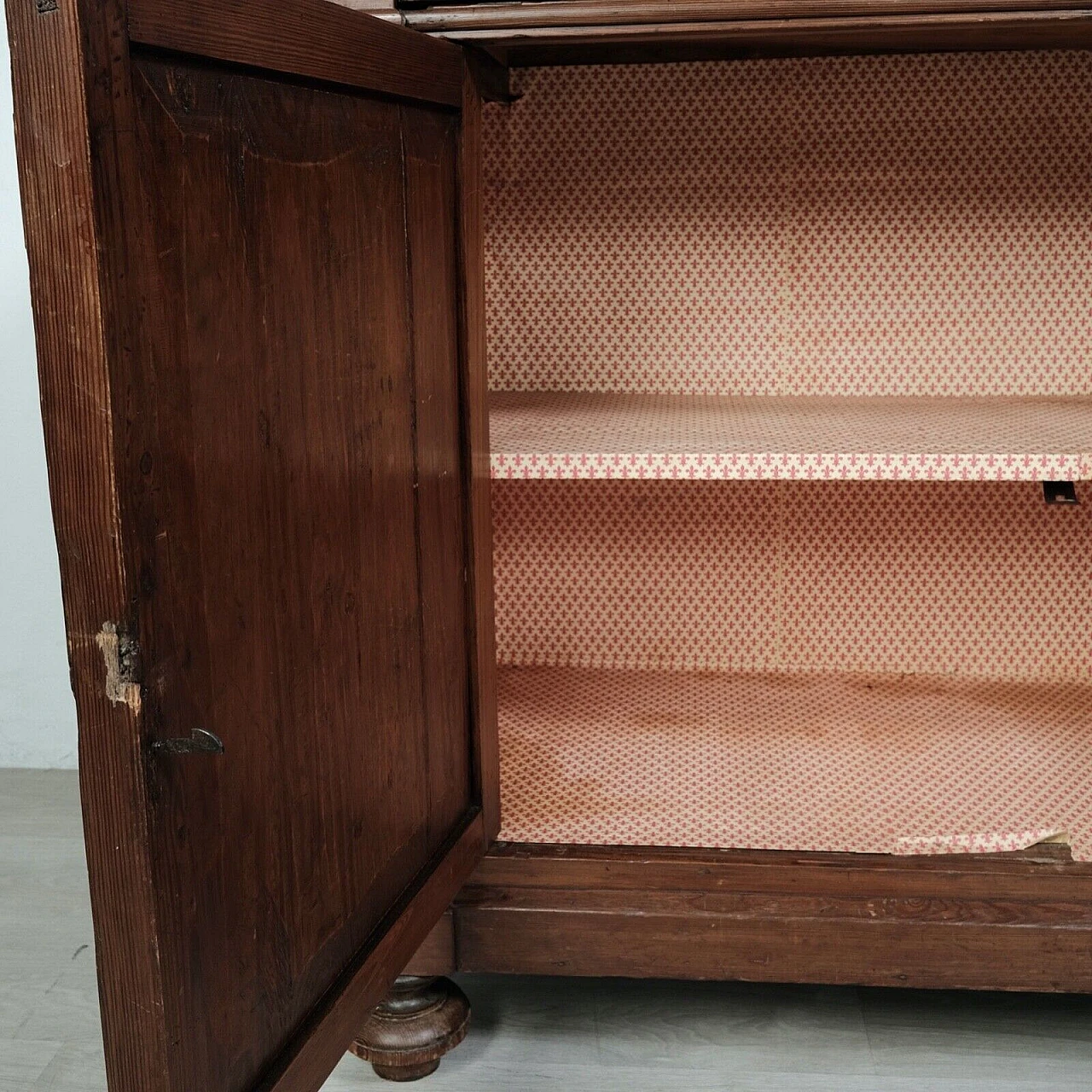 Walnut-stained larch sideboard, late 19th century 15