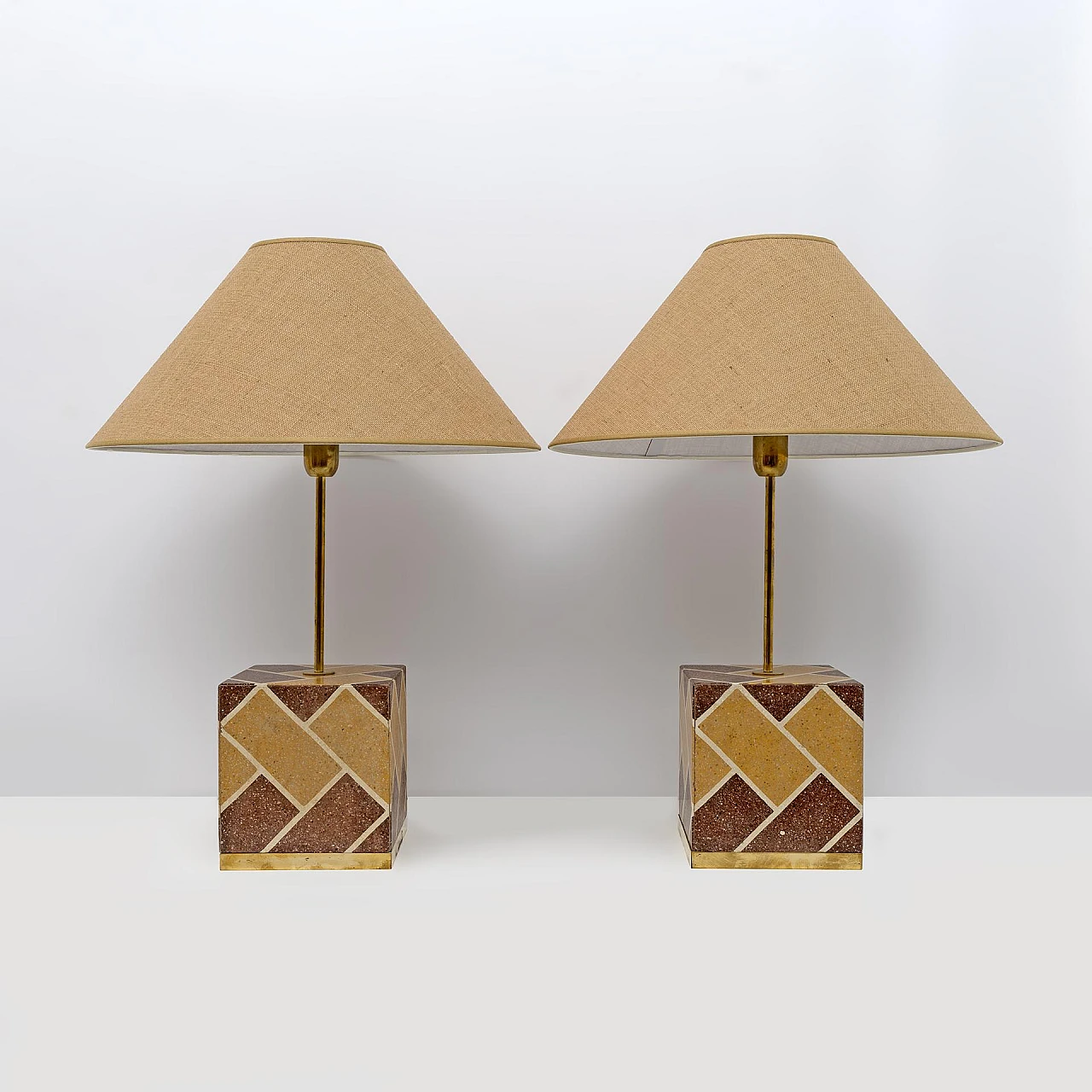 Pair of Art Nouveau cementite table lamps, 1920s 2