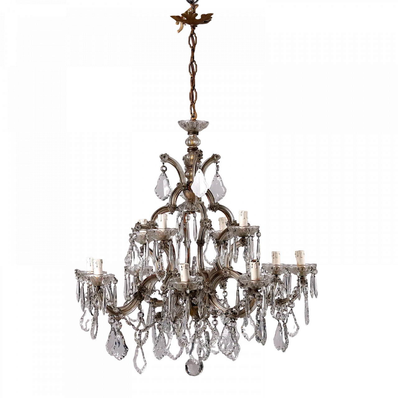 12-Light chandelier with with glass tip, necklaces and pendants 11