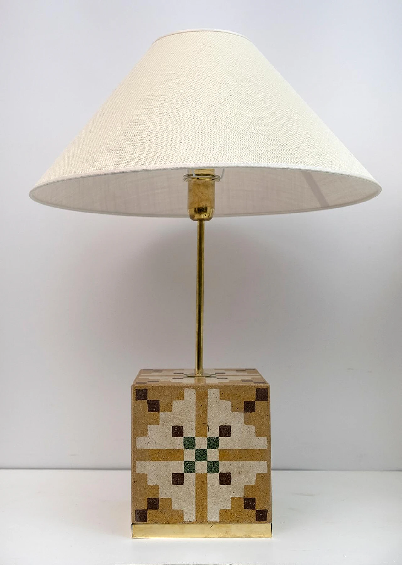 Coppia di lampade da tavolo Art Nouveau in cementite, anni '20 4