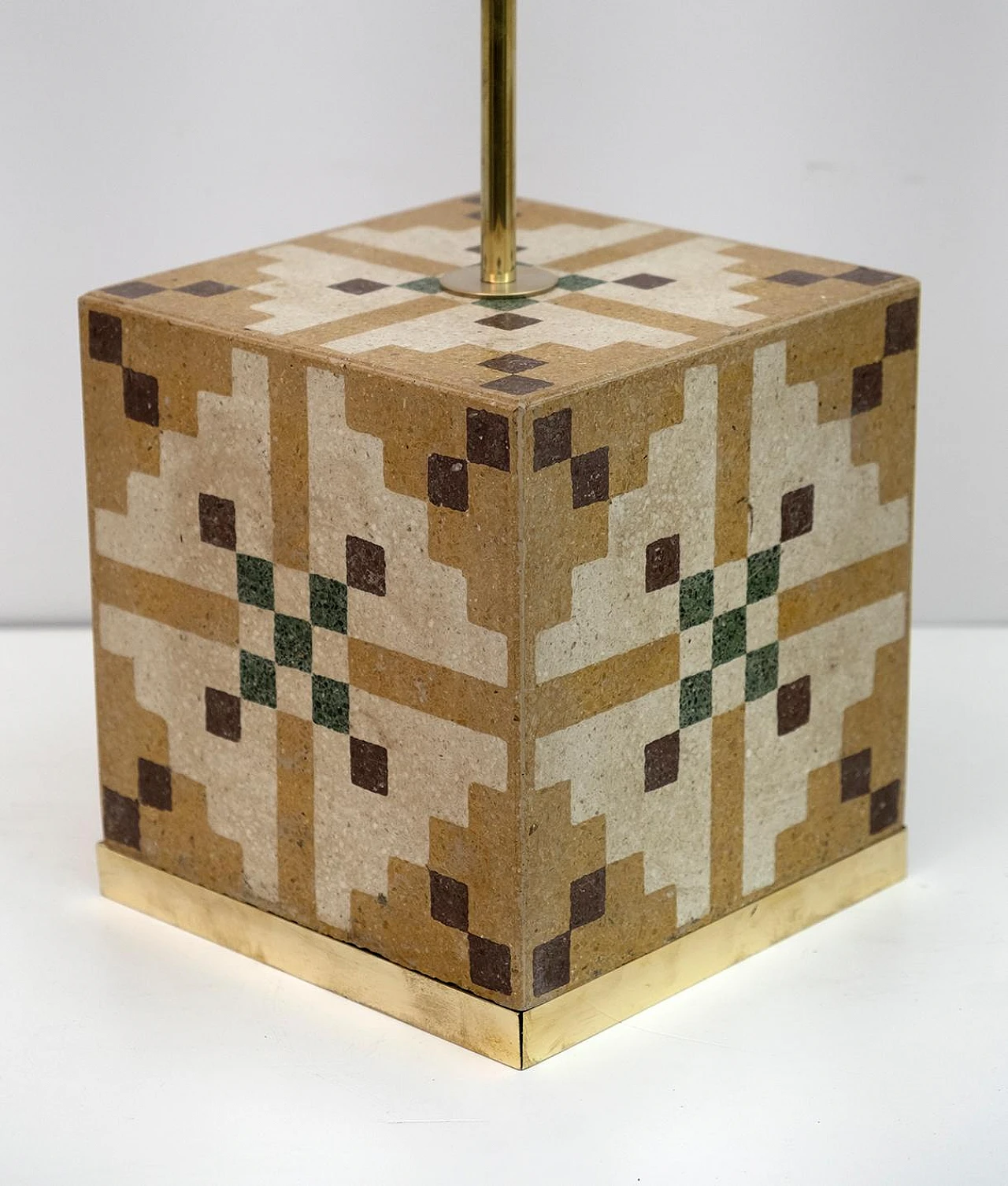 Coppia di lampade da tavolo Art Nouveau in cementite, anni '20 7