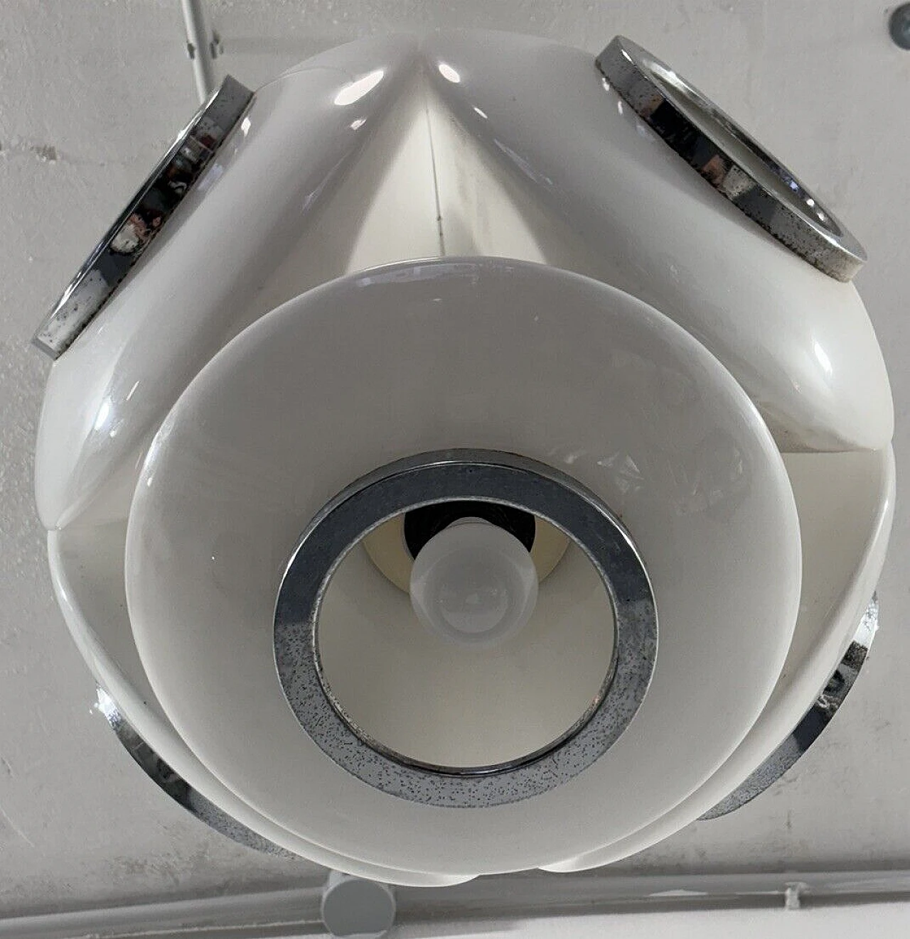 Lampadario Space Age in vetro e acciaio di VeArt, anni '70 11