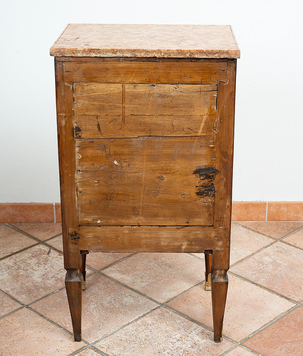 Louis XVI polychrome wood bedside table with marble top, 18th century 7